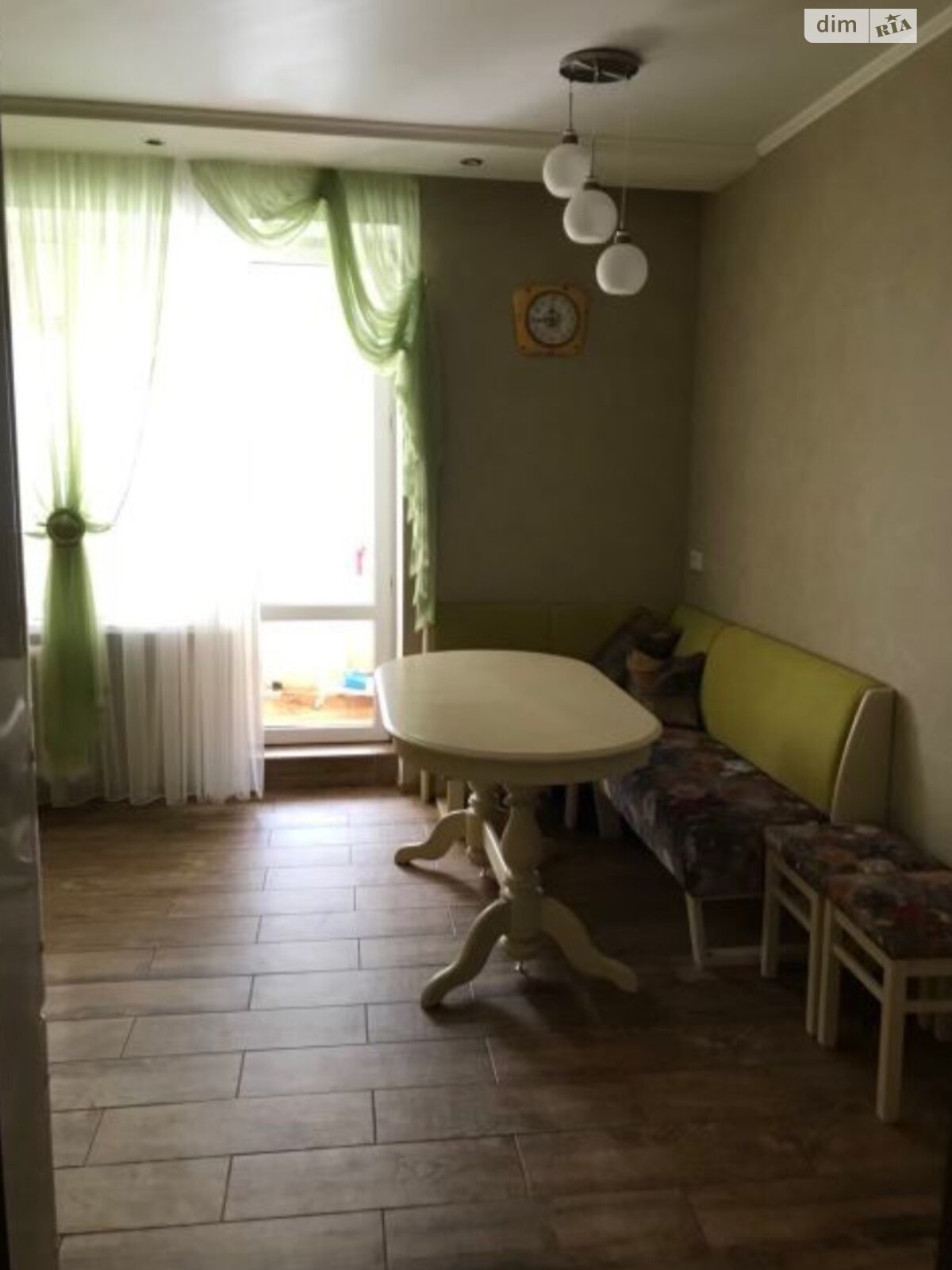 двухкомнатная квартира в Одессе, район Таирова, на ул. Тополевая в аренду на долгий срок помесячно фото 1