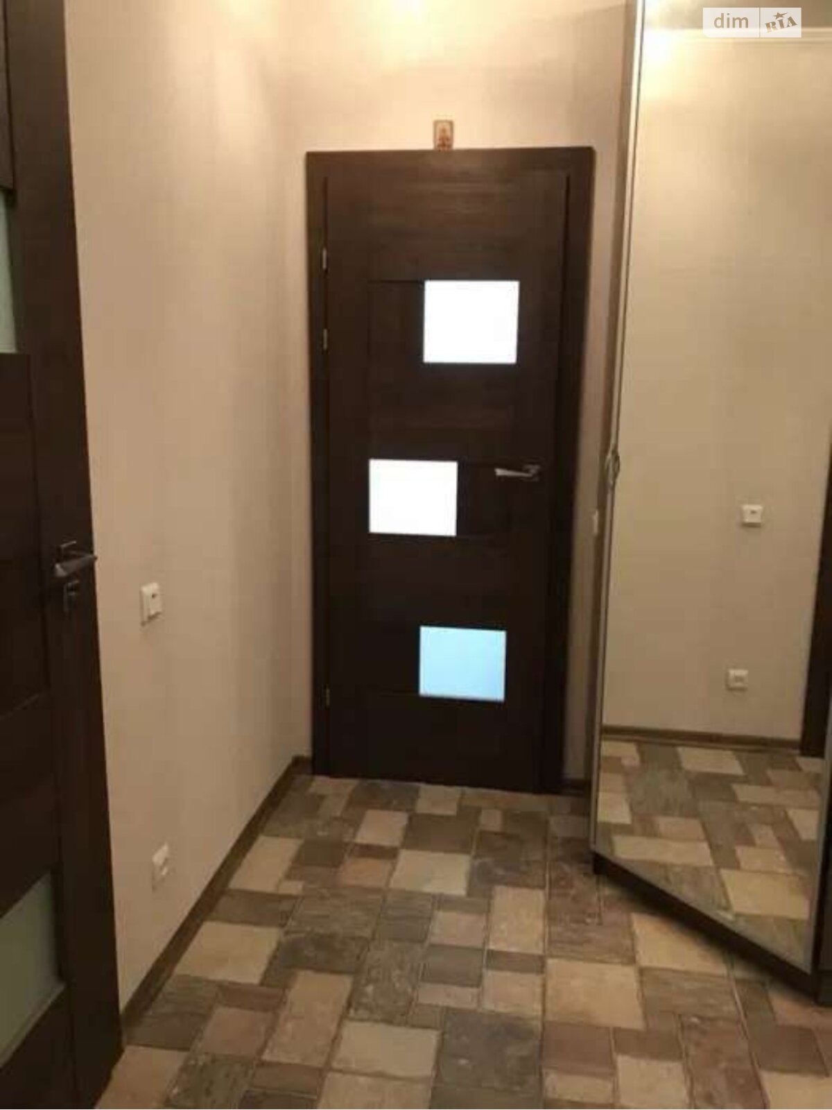 двухкомнатная квартира в Одессе, район Таирова, на ул. Тополевая в аренду на долгий срок помесячно фото 1