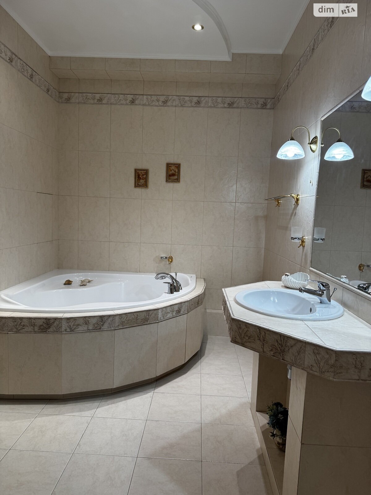 двокімнатна квартира в Одесі, район Таїрова, на вул. Люстдорфська дорога 140/1 в довготривалу оренду помісячно фото 1 двокімнатна квартира в Одесі, район Таїрова, на вул. Люстдорфська дорога 140/1 в довготривалу оренду помісячно фото 1