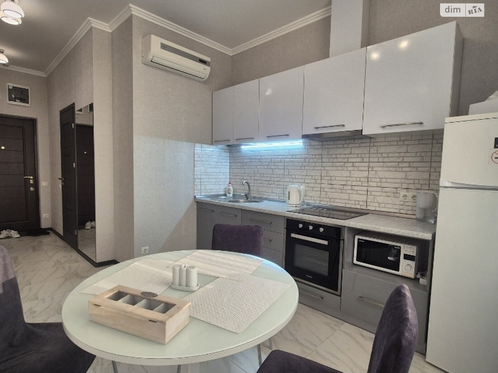 однокомнатная квартира в Одессе, район Центр, на ул. Асташкина 29 в аренду на долгий срок помесячно фото 1