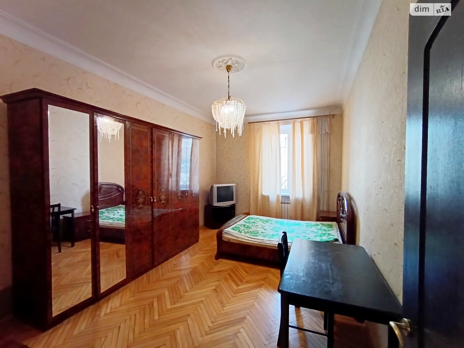 трехкомнатная квартира с ремонтом в Одессе, район Центр, на ул. Базарная в аренду на долгий срок помесячно фото 1