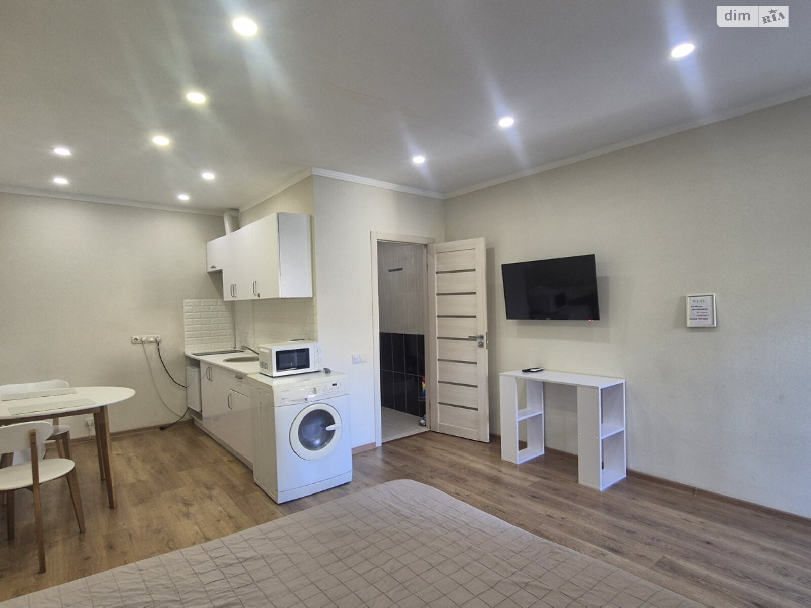 однокімнатна квартира в Одесі, район Центр, на вул. Грецька 35 в довготривалу оренду помісячно фото 1