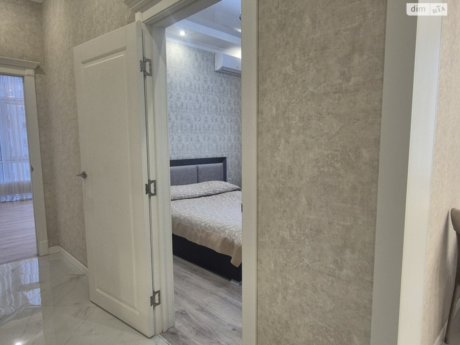 двокімнатна квартира в Одесі, район Центр, на бул. Італійський 1Б в довготривалу оренду помісячно фото 1