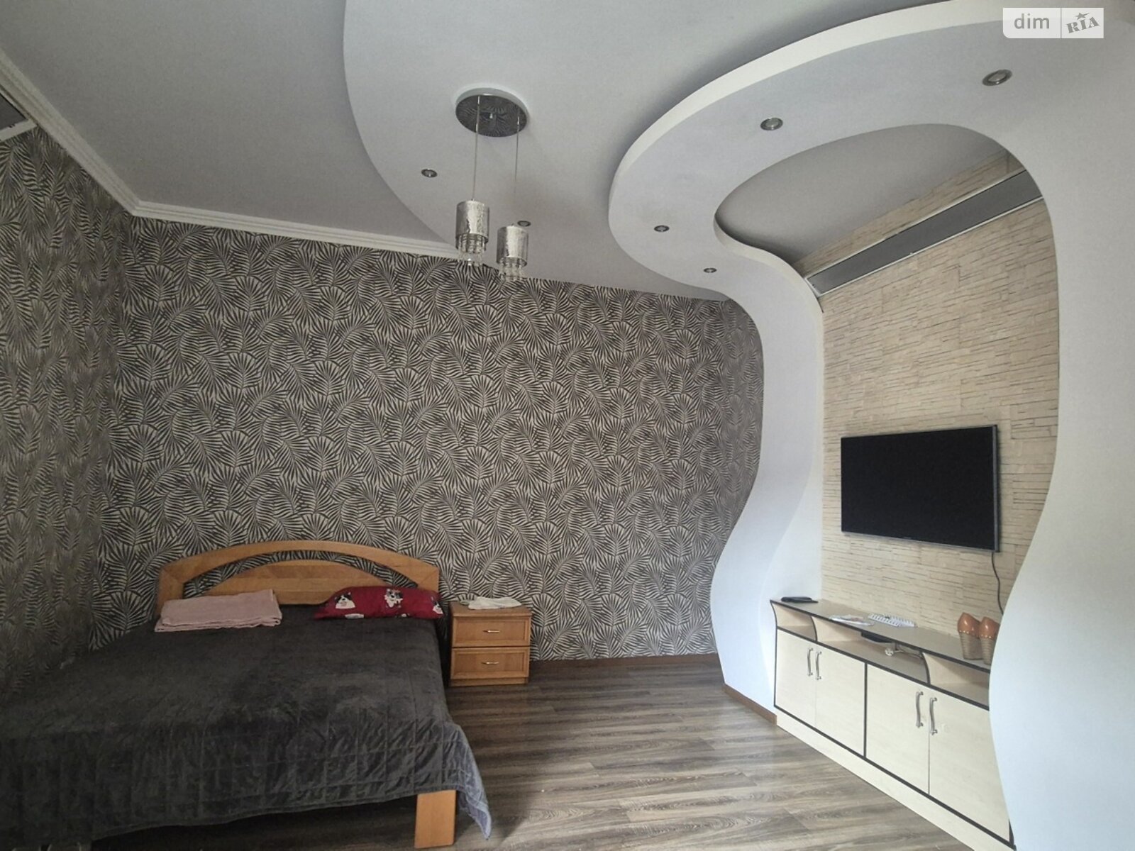 однокомнатная квартира в Одессе, район Центр, на ул. Малая Арнаутская 13, кв. 5 в аренду на долгий срок помесячно фото 1