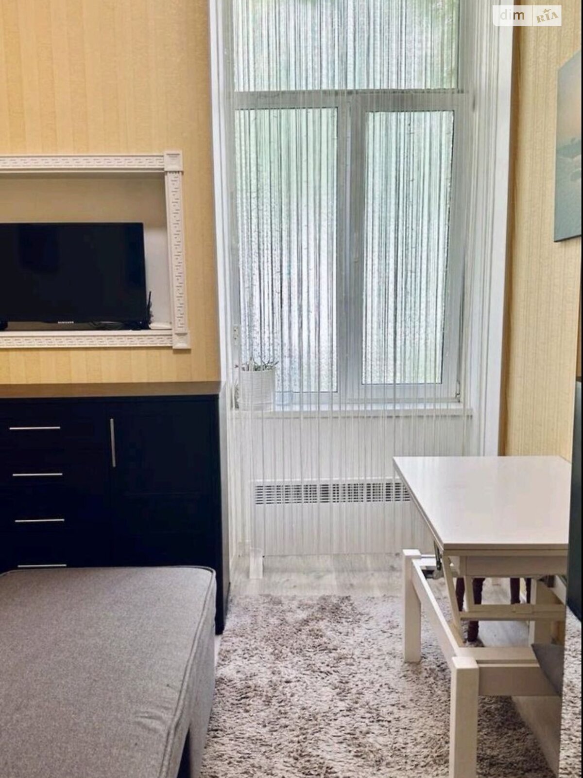 однокімнатна квартира в Одесі, район Центр, на вул. Ніни Строкатої 8, кв. 5 в довготривалу оренду помісячно фото 1