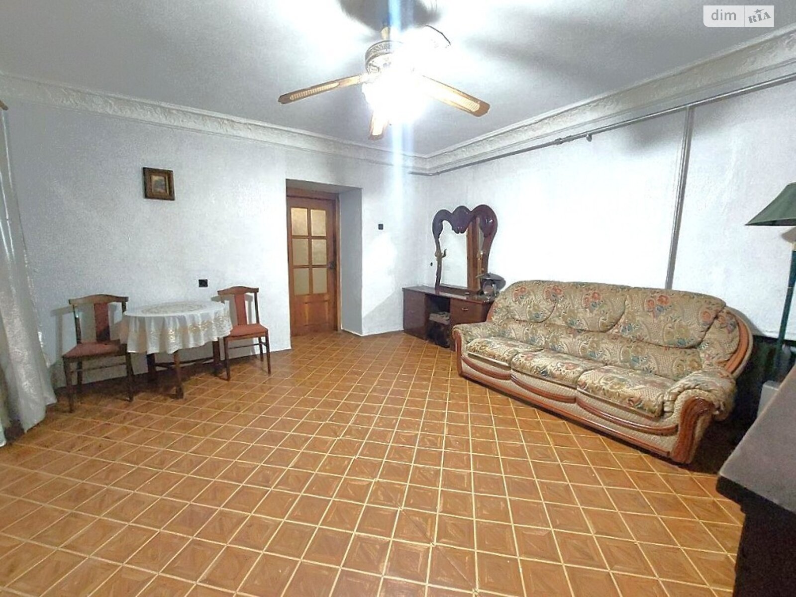 двокімнатна квартира в Одесі, район Центр, на вул. Пастера 14 в довготривалу оренду помісячно фото 1 двокімнатна квартира в Одесі, район Центр, на вул. Пастера 14 в довготривалу оренду помісячно фото 1