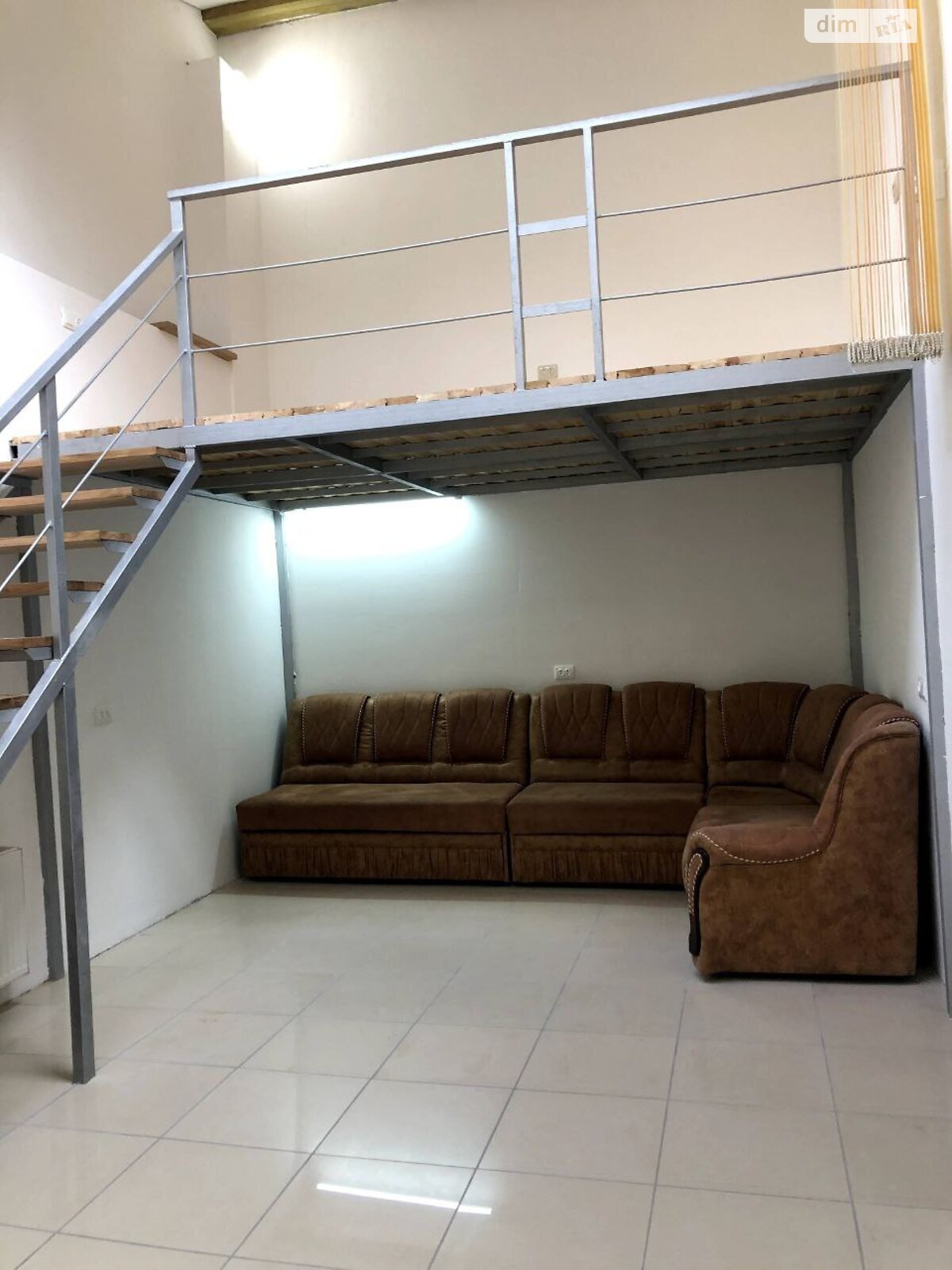 однокомнатная квартира в Одессе, район Центр, на ул. Пироговская в аренду на долгий срок помесячно фото 1 однокомнатная квартира в Одессе, район Центр, на ул. Пироговская в аренду на долгий срок помесячно фото 1