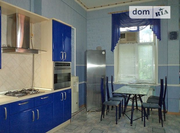 трикімнатна квартира з меблями в Одесі, район Центр, на вул. Преображенська 69 в довготривалу оренду помісячно фото 1 трикімнатна квартира з меблями в Одесі, район Центр, на вул. Преображенська 69 в довготривалу оренду помісячно фото 1