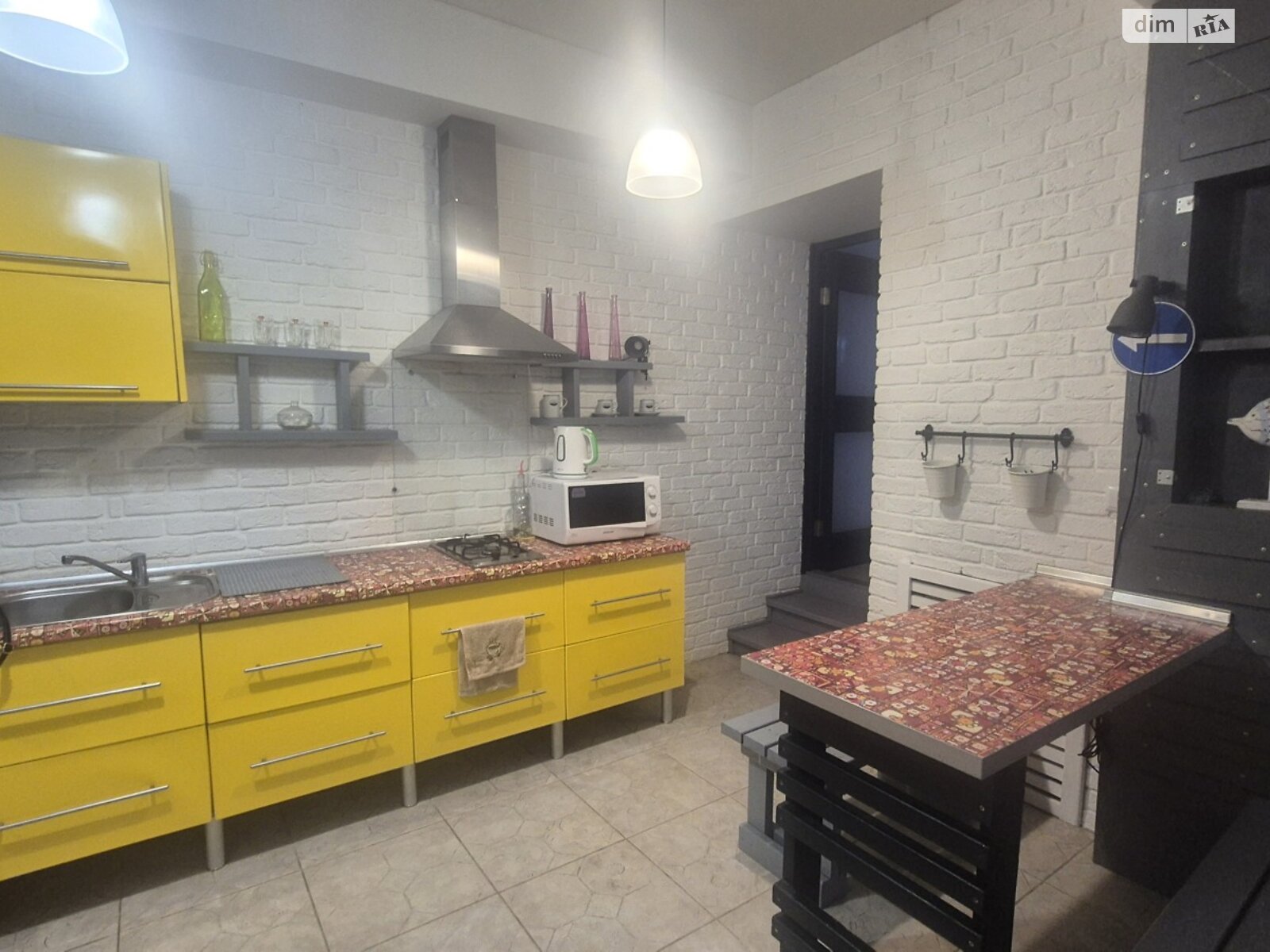 двокімнатна квартира в Одесі, район Центр, на вул. Преображенська 66 в довготривалу оренду помісячно фото 1