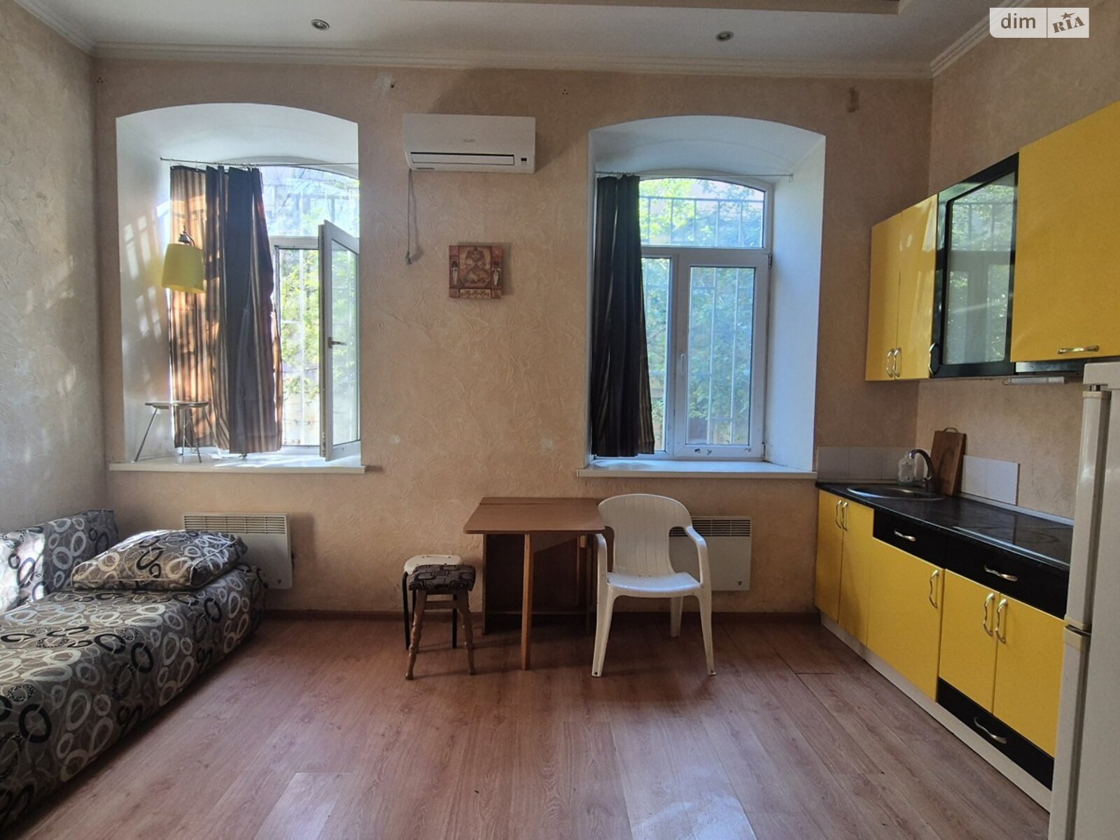 однокімнатна квартира в Одесі, район Центр, на вул. Садова 18 в довготривалу оренду помісячно фото 1 однокімнатна квартира в Одесі, район Центр, на вул. Садова 18 в довготривалу оренду помісячно фото 1
