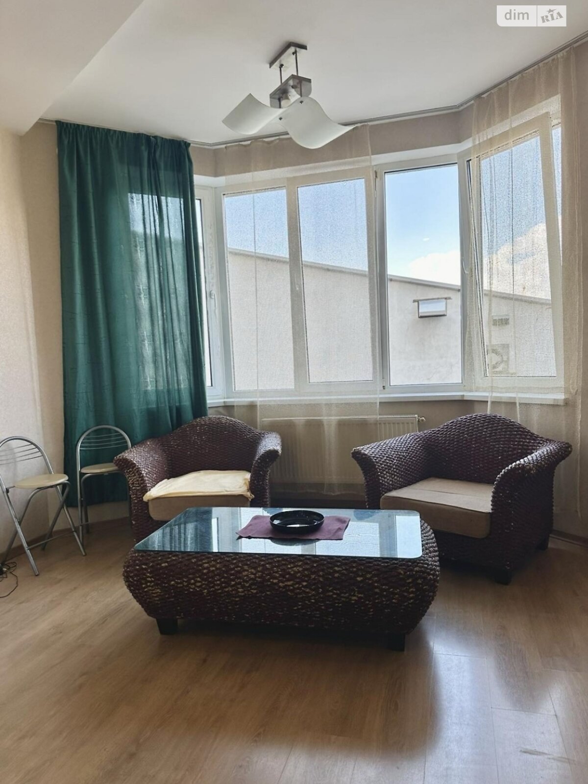 двокімнатна квартира в Одесі, район Центр, на вул. Середньофонтанська в довготривалу оренду помісячно фото 1