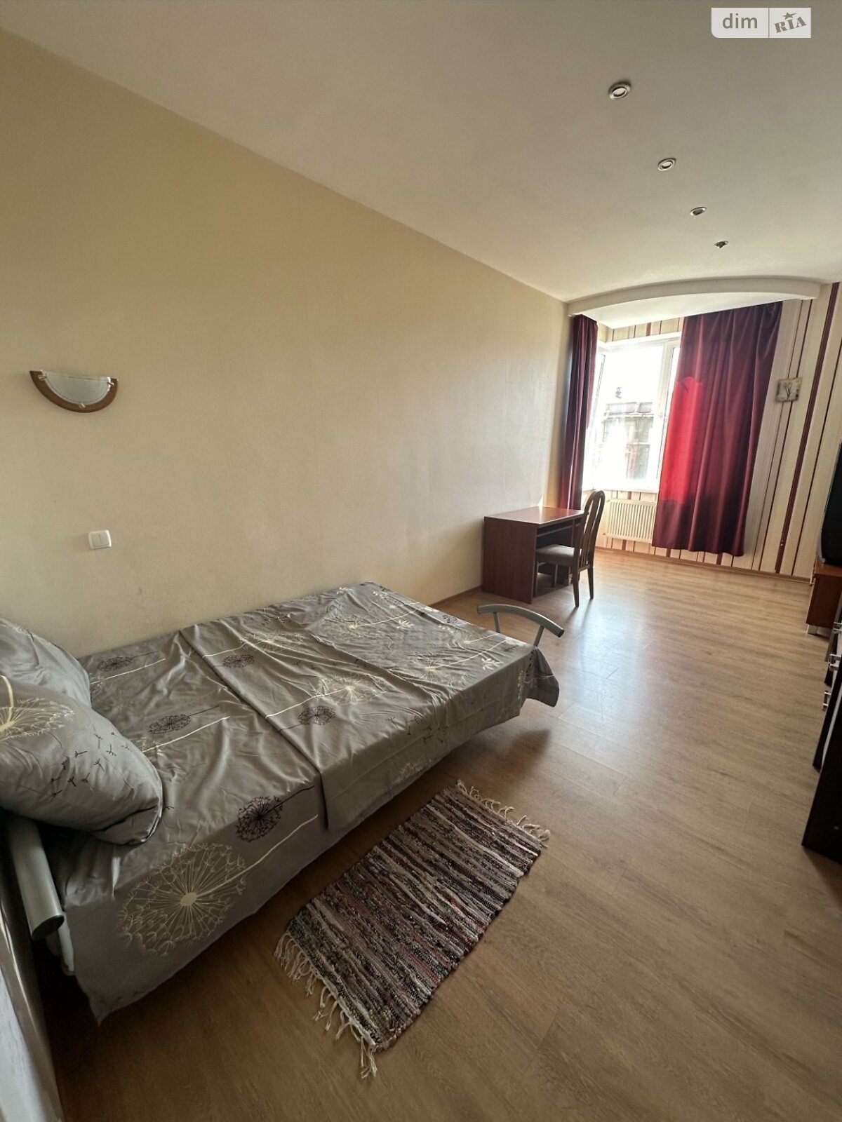 двокімнатна квартира в Одесі, район Центр, на вул. Середньофонтанська в довготривалу оренду помісячно фото 1