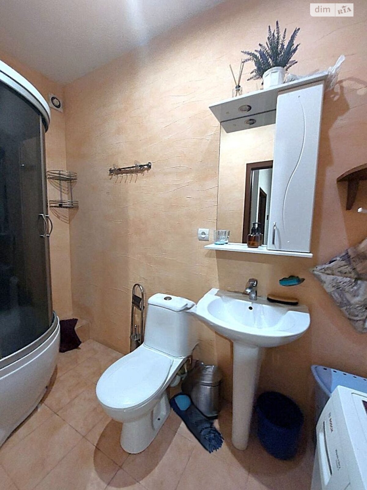 двокімнатна квартира в Одесі, район Центр, на вул. Старопортофранківська 12 в довготривалу оренду помісячно фото 1 двокімнатна квартира в Одесі, район Центр, на вул. Старопортофранківська 12 в довготривалу оренду помісячно фото 1