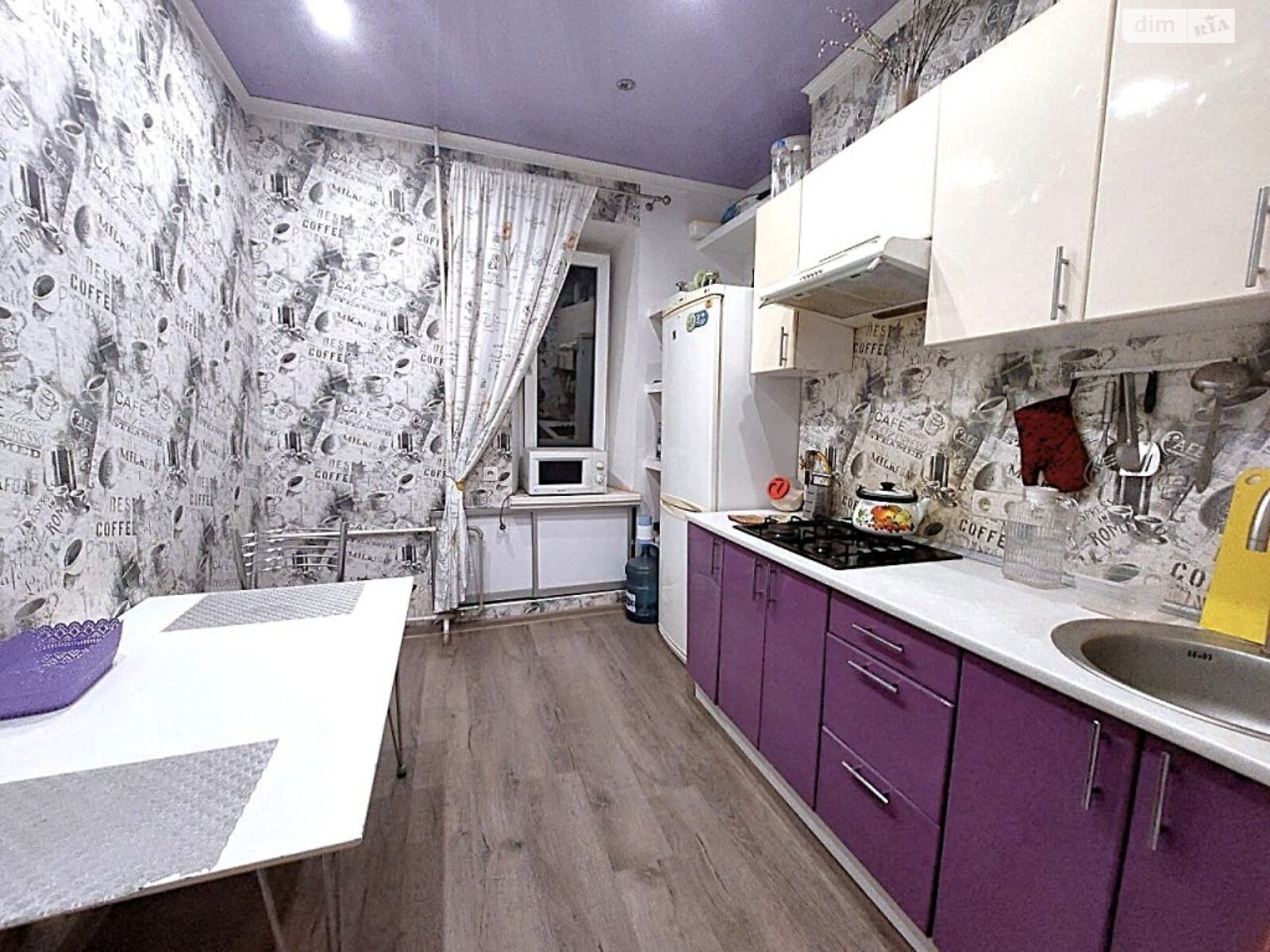 двокімнатна квартира в Одесі, район Центр, на вул. Старопортофранківська 12 в довготривалу оренду помісячно фото 1 двокімнатна квартира в Одесі, район Центр, на вул. Старопортофранківська 12 в довготривалу оренду помісячно фото 1