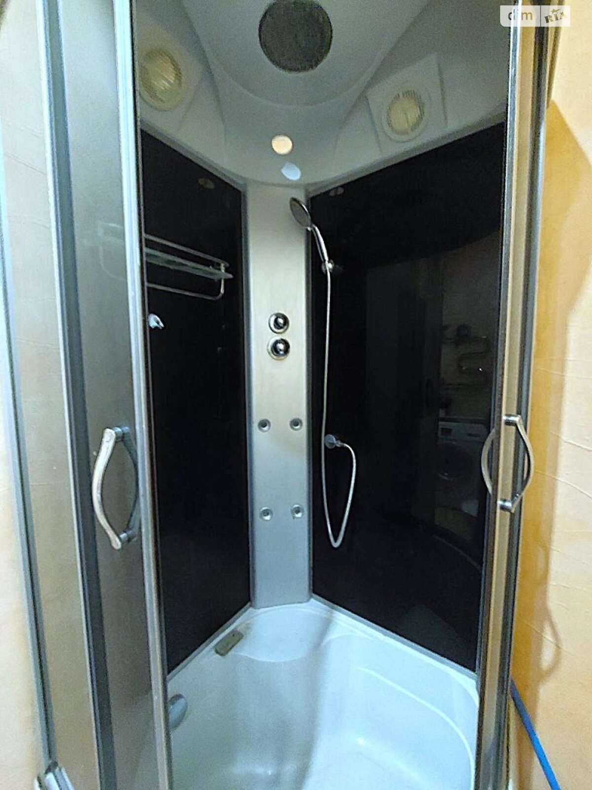 двокімнатна квартира в Одесі, район Центр, на вул. Старопортофранківська 12 в довготривалу оренду помісячно фото 1 двокімнатна квартира в Одесі, район Центр, на вул. Старопортофранківська 12 в довготривалу оренду помісячно фото 1