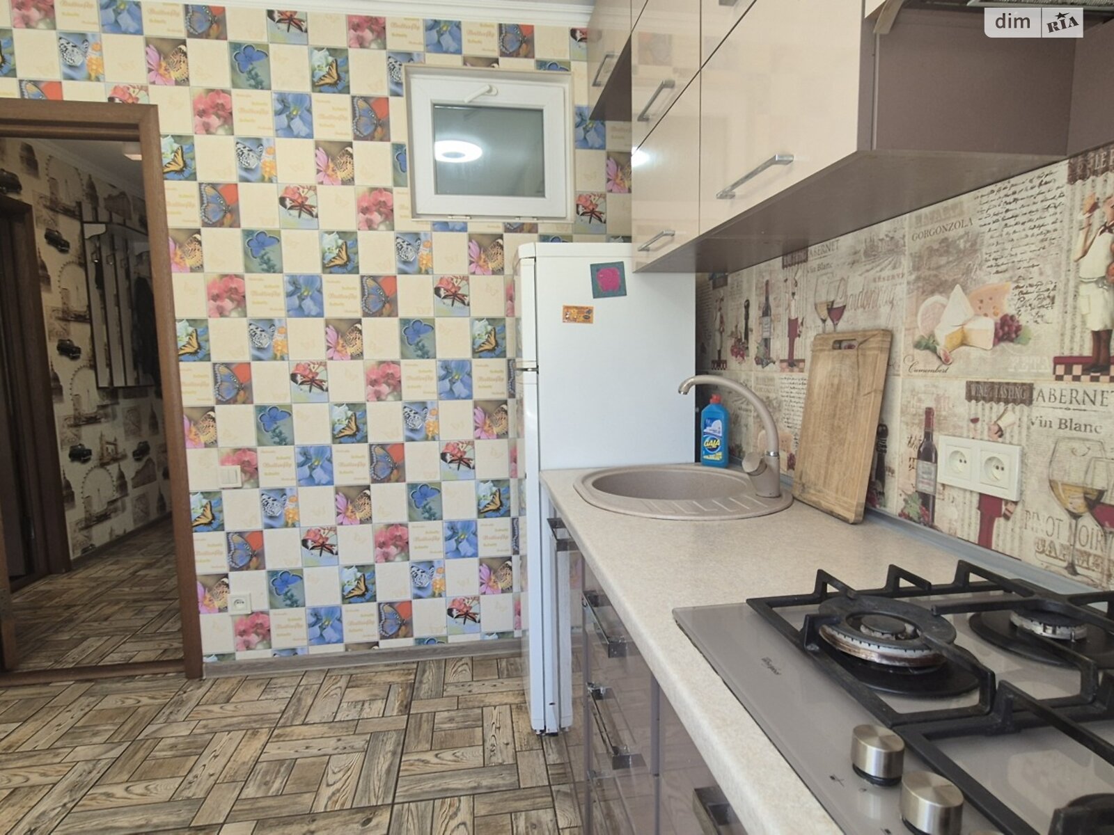 однокомнатная квартира в Одессе, район Приморский, на ул. Троицкая 8А, кв. 3 в аренду на долгий срок помесячно фото 1 однокомнатная квартира в Одессе, район Приморский, на ул. Троицкая 8А, кв. 3 в аренду на долгий срок помесячно фото 1