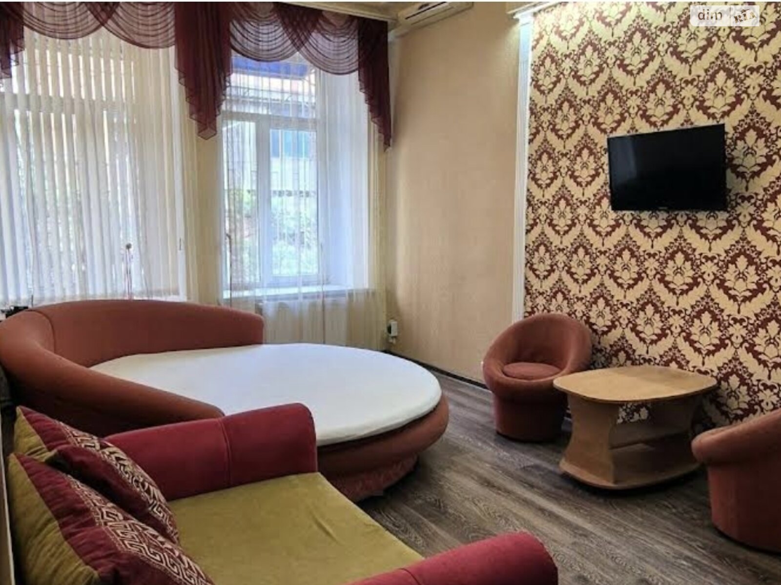 однокімнатна квартира в Одесі, район Центр, на вул. Успенська 103 в довготривалу оренду помісячно фото 1 однокімнатна квартира в Одесі, район Центр, на вул. Успенська 103 в довготривалу оренду помісячно фото 1