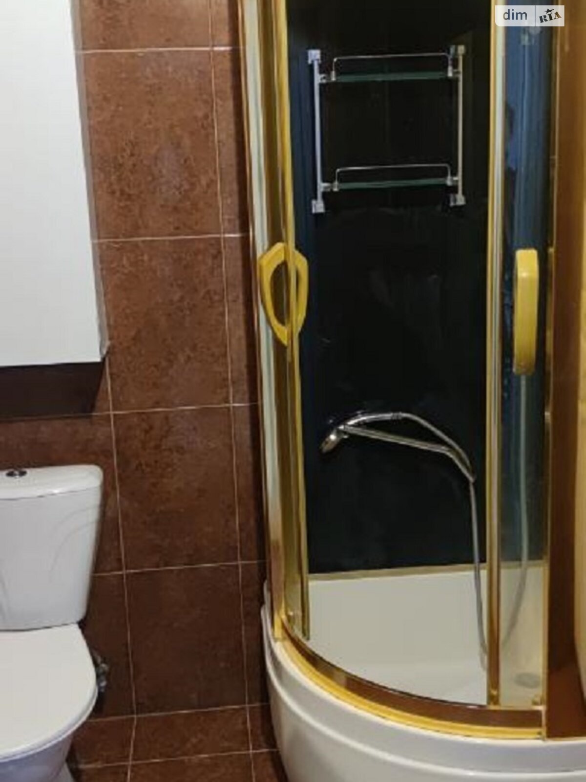 трехкомнатная квартира в Одессе, район Вузовский, на ул. Тополевая 26 в аренду на долгий срок помесячно фото 1 трехкомнатная квартира в Одессе, район Вузовский, на ул. Тополевая 26 в аренду на долгий срок помесячно фото 1