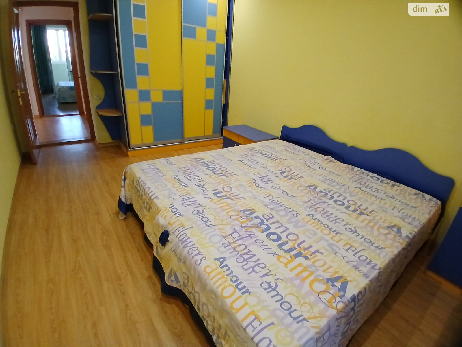 трехкомнатная квартира в Одессе, район Вузовский, на ул. Тополевая 26 в аренду на долгий срок помесячно фото 1 трехкомнатная квартира в Одессе, район Вузовский, на ул. Тополевая 26 в аренду на долгий срок помесячно фото 1