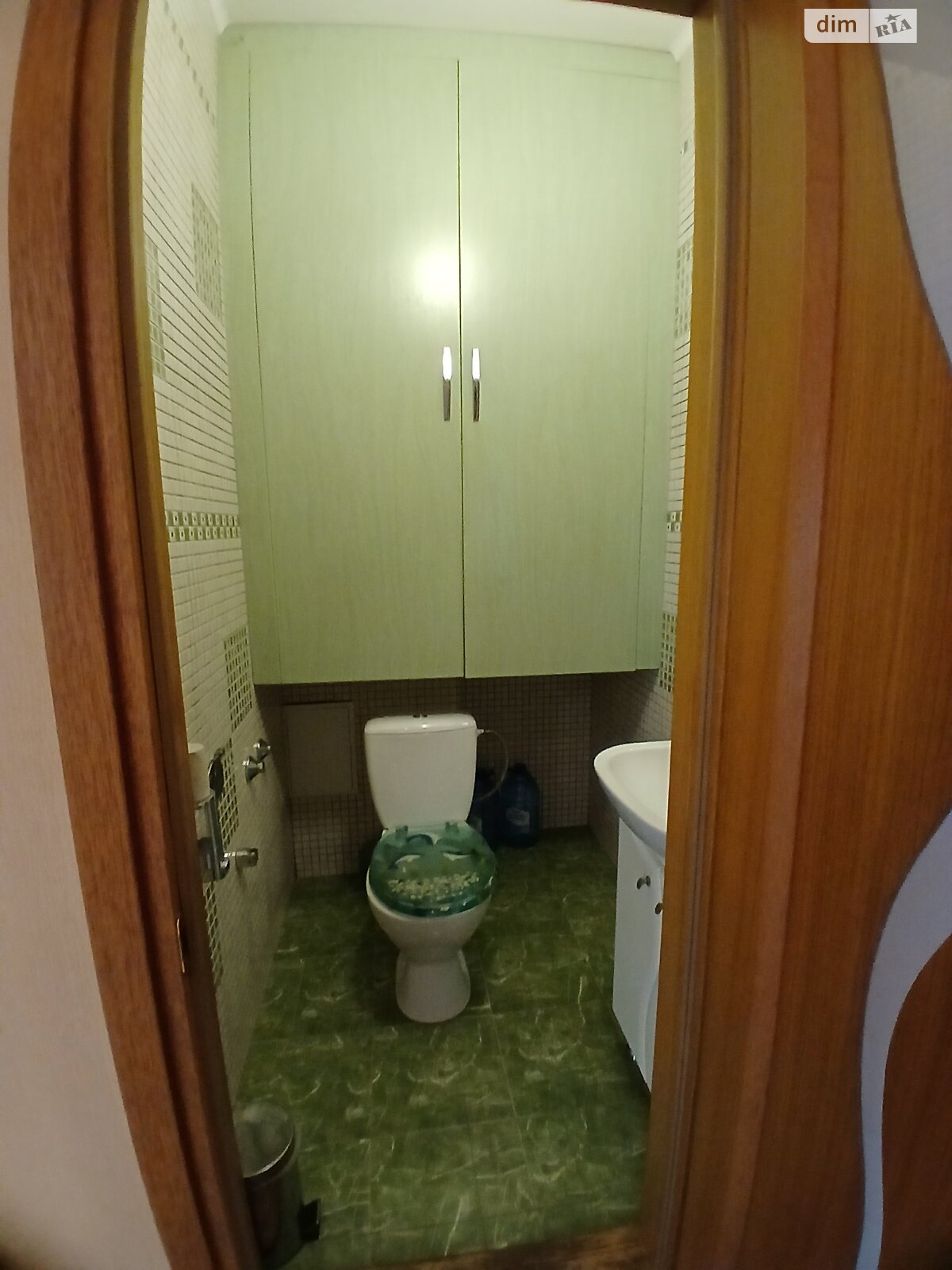 трехкомнатная квартира в Одессе, район Вузовский, на ул. Тополевая 26 в аренду на долгий срок помесячно фото 1 трехкомнатная квартира в Одессе, район Вузовский, на ул. Тополевая 26 в аренду на долгий срок помесячно фото 1