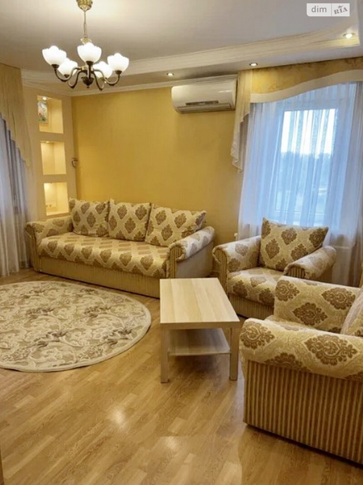 двокімнатна квартира з ремонтом в Одесі, район Південний, на вул. Академіка Корольова в довготривалу оренду помісячно фото 1 двокімнатна квартира з ремонтом в Одесі, район Південний, на вул. Академіка Корольова в довготривалу оренду помісячно фото 1