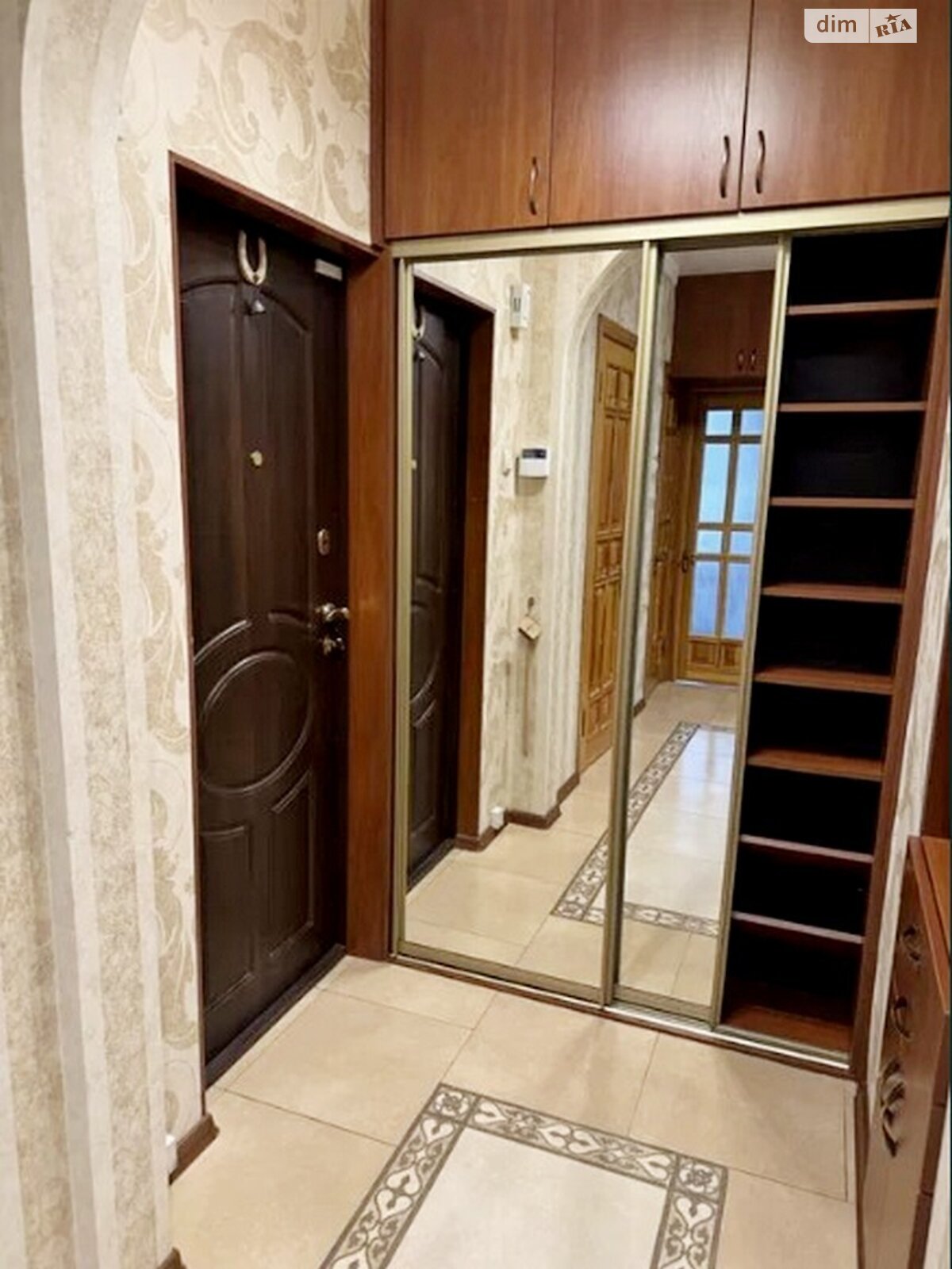 двокімнатна квартира з ремонтом в Одесі, район Південний, на вул. Академіка Корольова в довготривалу оренду помісячно фото 1 двокімнатна квартира з ремонтом в Одесі, район Південний, на вул. Академіка Корольова в довготривалу оренду помісячно фото 1