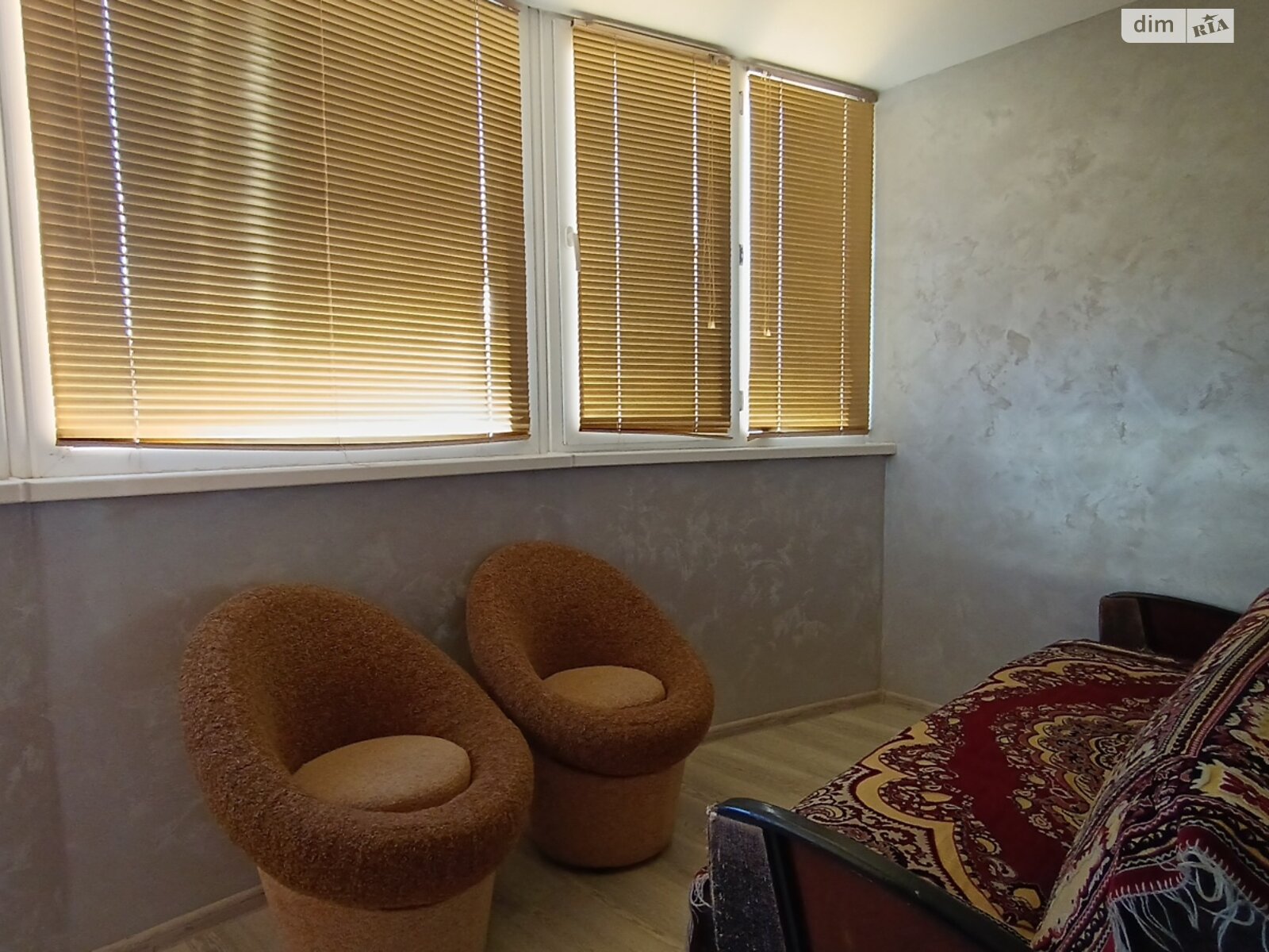 однокімнатна квартира з меблями в Одесі, район Південний, на вул. Архітекторська 24 в довготривалу оренду помісячно фото 1