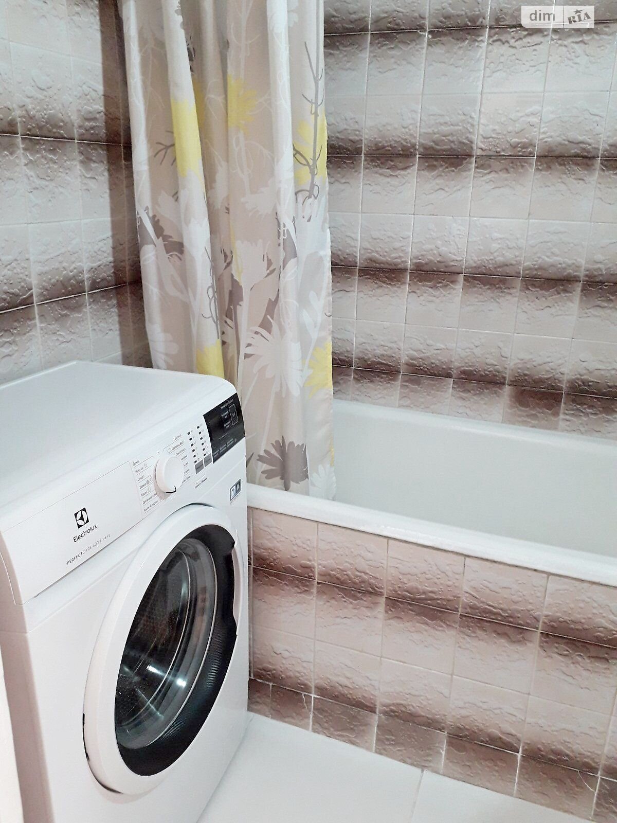 однокімнатна квартира в Одесі, район Південний, на вул. Сім’ї Глодан в довготривалу оренду помісячно фото 1