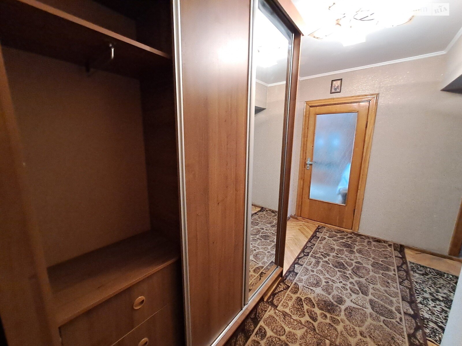 двокімнатна квартира в Петрикові, на вул. Миру в довготривалу оренду помісячно фото 1 двокімнатна квартира в Петрикові, на вул. Миру в довготривалу оренду помісячно фото 1