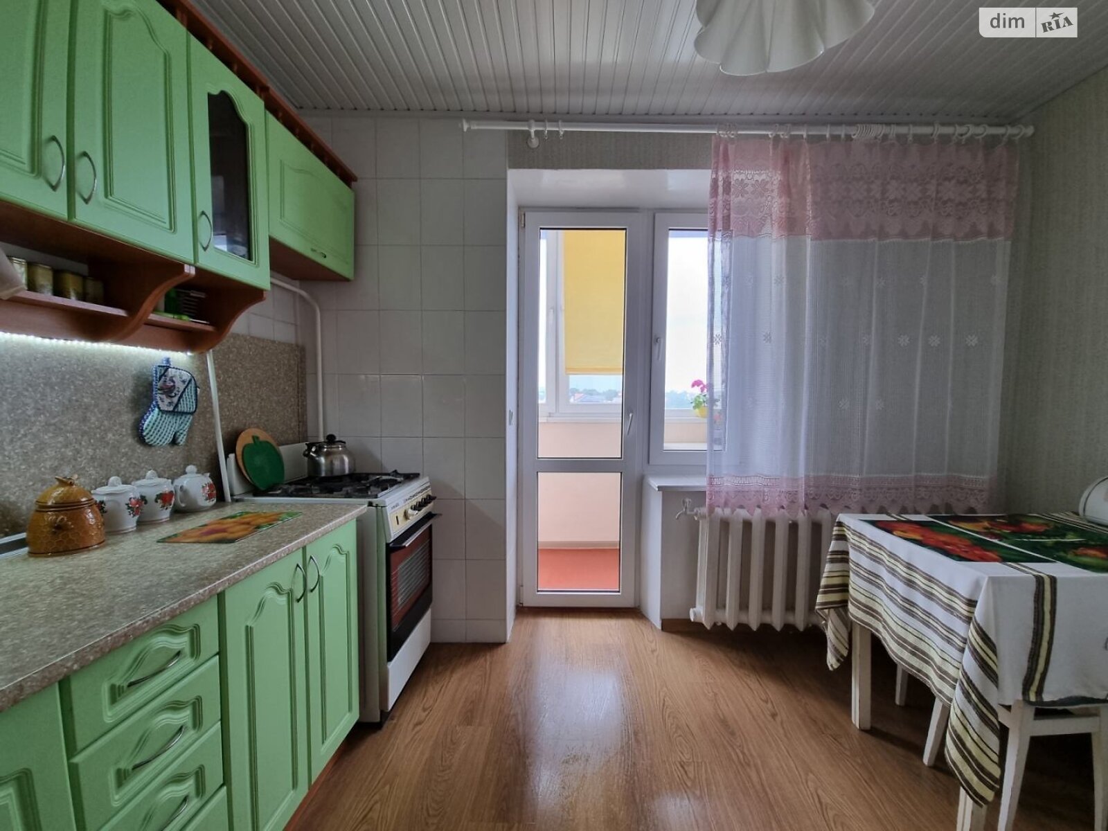 двухкомнатная квартира в Петропавловской Борщаговке, на ул. Школьная 23, кв. 38 в аренду на долгий срок помесячно фото 1