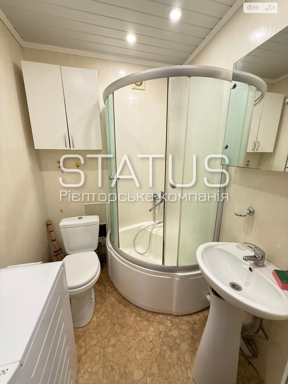 трехкомнатная квартира в Полтаве, район Алмазный, на пер. Гната Хоткевича в аренду на долгий срок помесячно фото 1