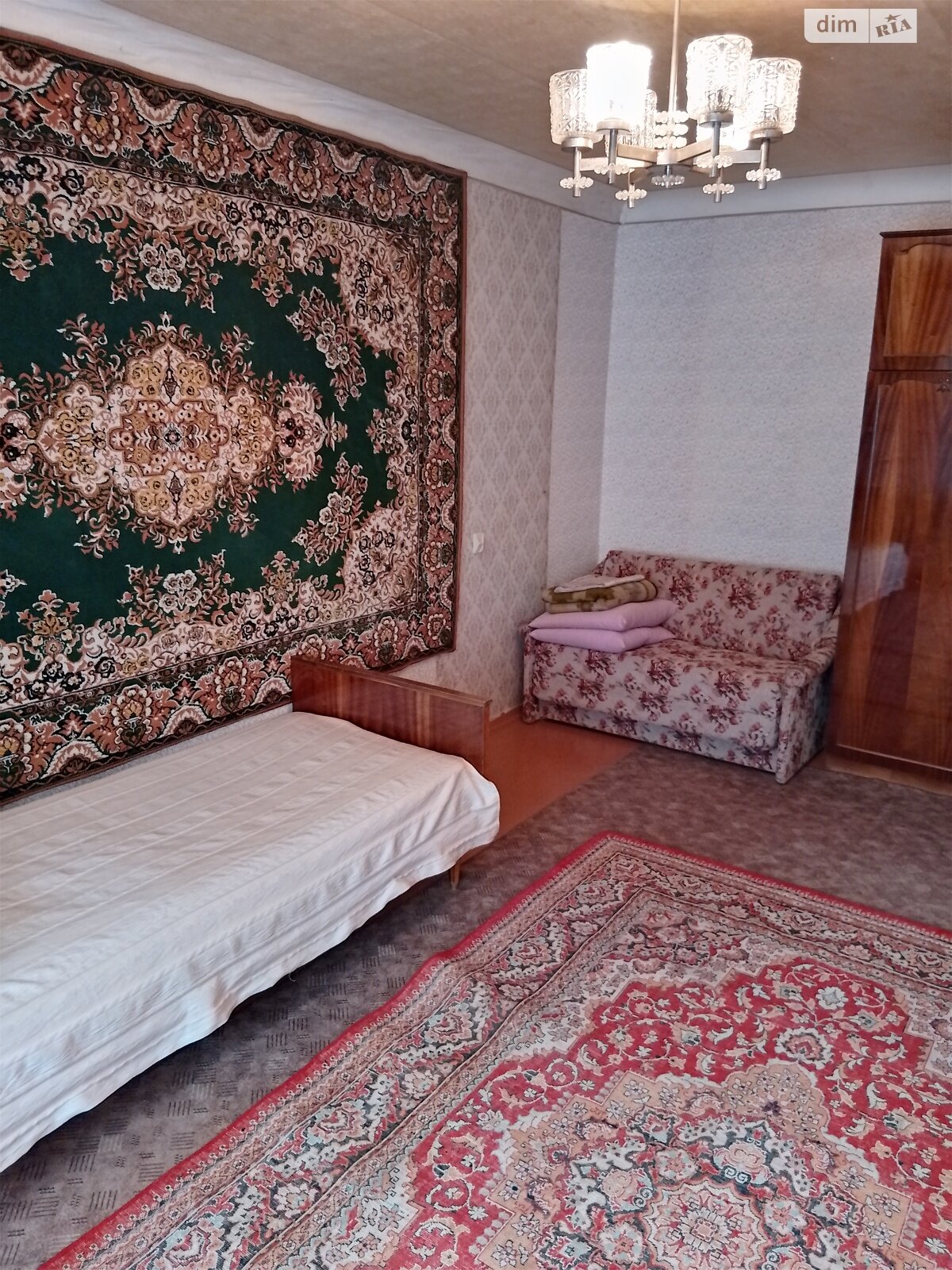 трехкомнатная квартира в Полтаве, район Алмазный, на шоссе Киевское в аренду на долгий срок помесячно фото 1 трехкомнатная квартира в Полтаве, район Алмазный, на шоссе Киевское в аренду на долгий срок помесячно фото 1