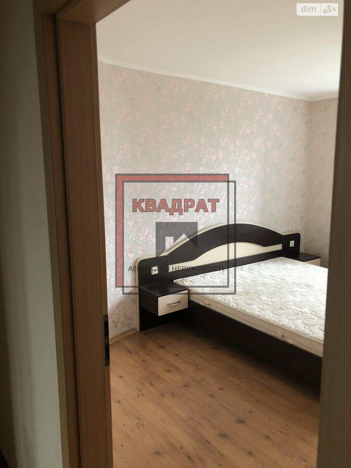трехкомнатная квартира в Полтаве, район Киевский, на пер. Заячий в аренду на долгий срок помесячно фото 1 трехкомнатная квартира в Полтаве, район Киевский, на пер. Заячий в аренду на долгий срок помесячно фото 1