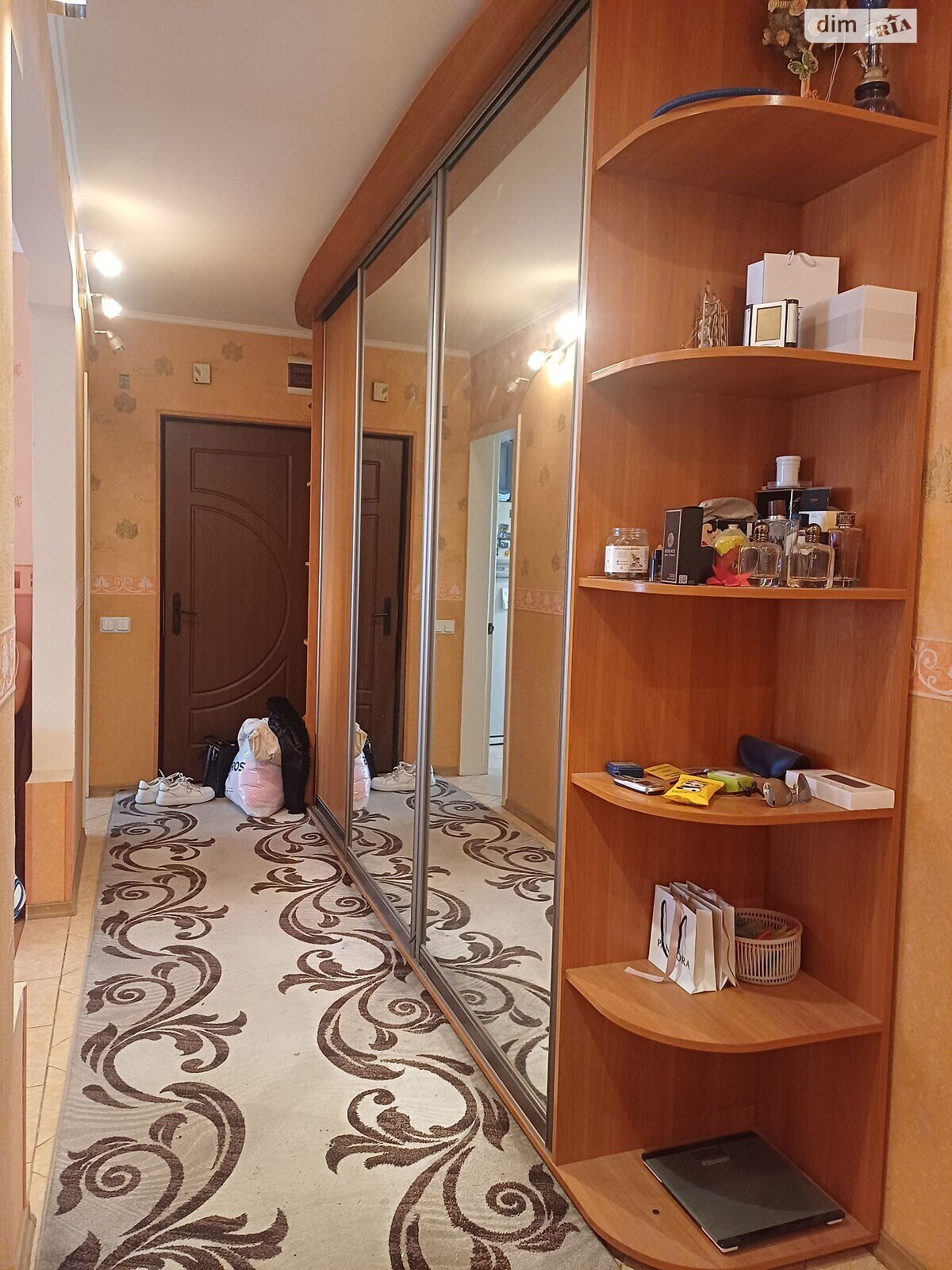 трехкомнатная квартира в Полтаве, район Левада, на просп. Николая Вавилова в аренду на долгий срок помесячно фото 1 трехкомнатная квартира в Полтаве, район Левада, на просп. Николая Вавилова в аренду на долгий срок помесячно фото 1