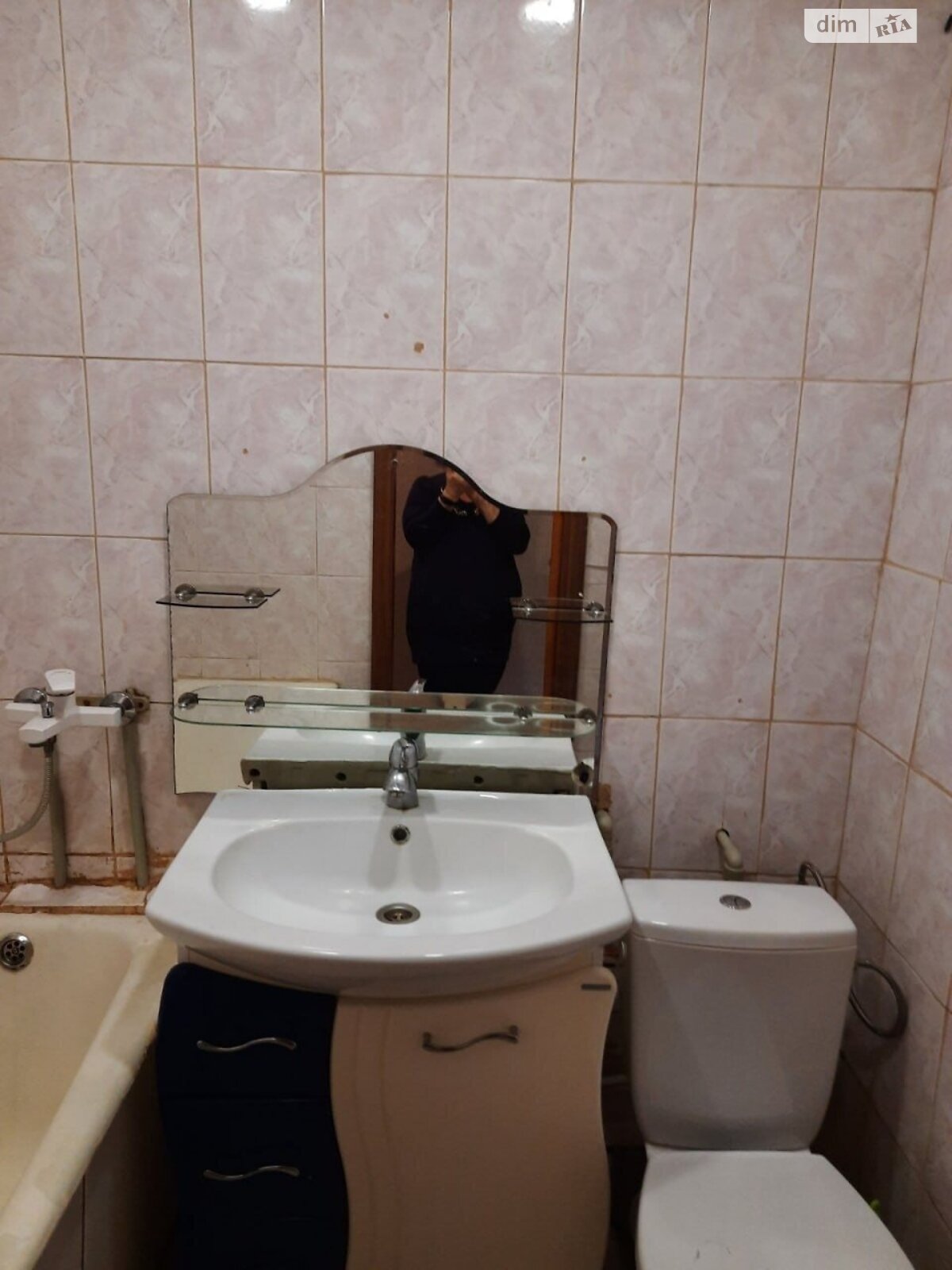 однокімнатна квартира в Полтаві, район Лівий Поділ, на вул. Небесної Сотні 1 в довготривалу оренду помісячно фото 1 однокімнатна квартира в Полтаві, район Лівий Поділ, на вул. Небесної Сотні 1 в довготривалу оренду помісячно фото 1