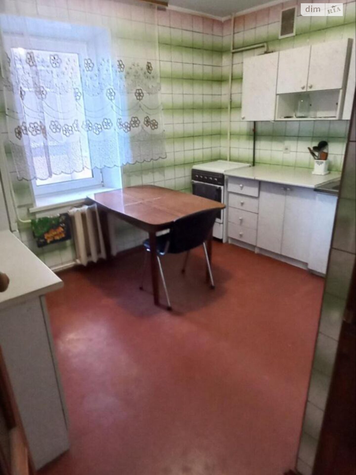 трехкомнатная квартира в Полтаве, район Подол, на пер. Рыбальский в аренду на долгий срок помесячно фото 1