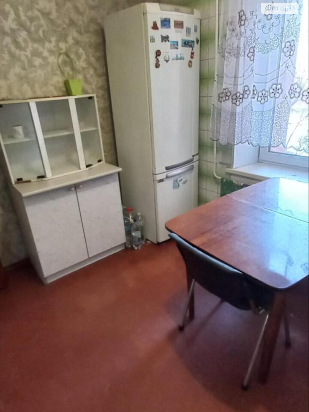 трехкомнатная квартира в Полтаве, район Подол, на пер. Рыбальский в аренду на долгий срок помесячно фото 1