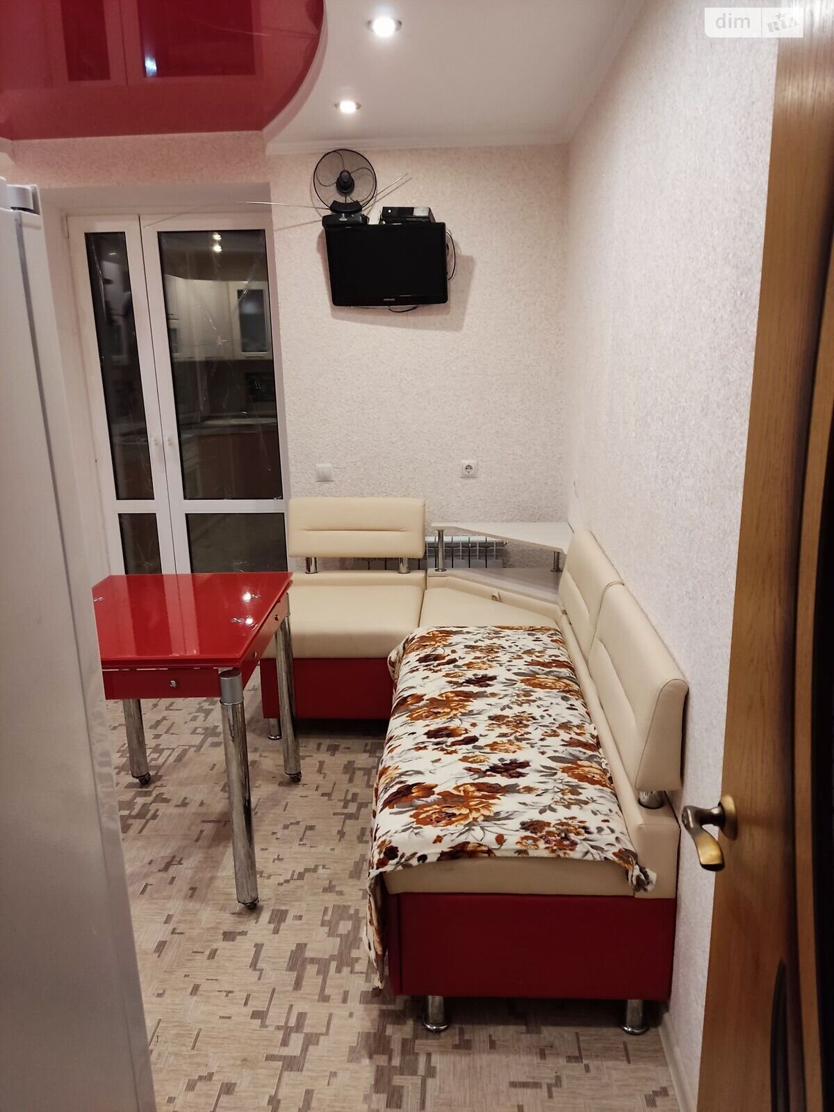 двухкомнатная квартира в Полтаве, район Сады 1, на ул. Героев Украины в аренду на долгий срок помесячно фото 1 двухкомнатная квартира в Полтаве, район Сады 1, на ул. Героев Украины в аренду на долгий срок помесячно фото 1