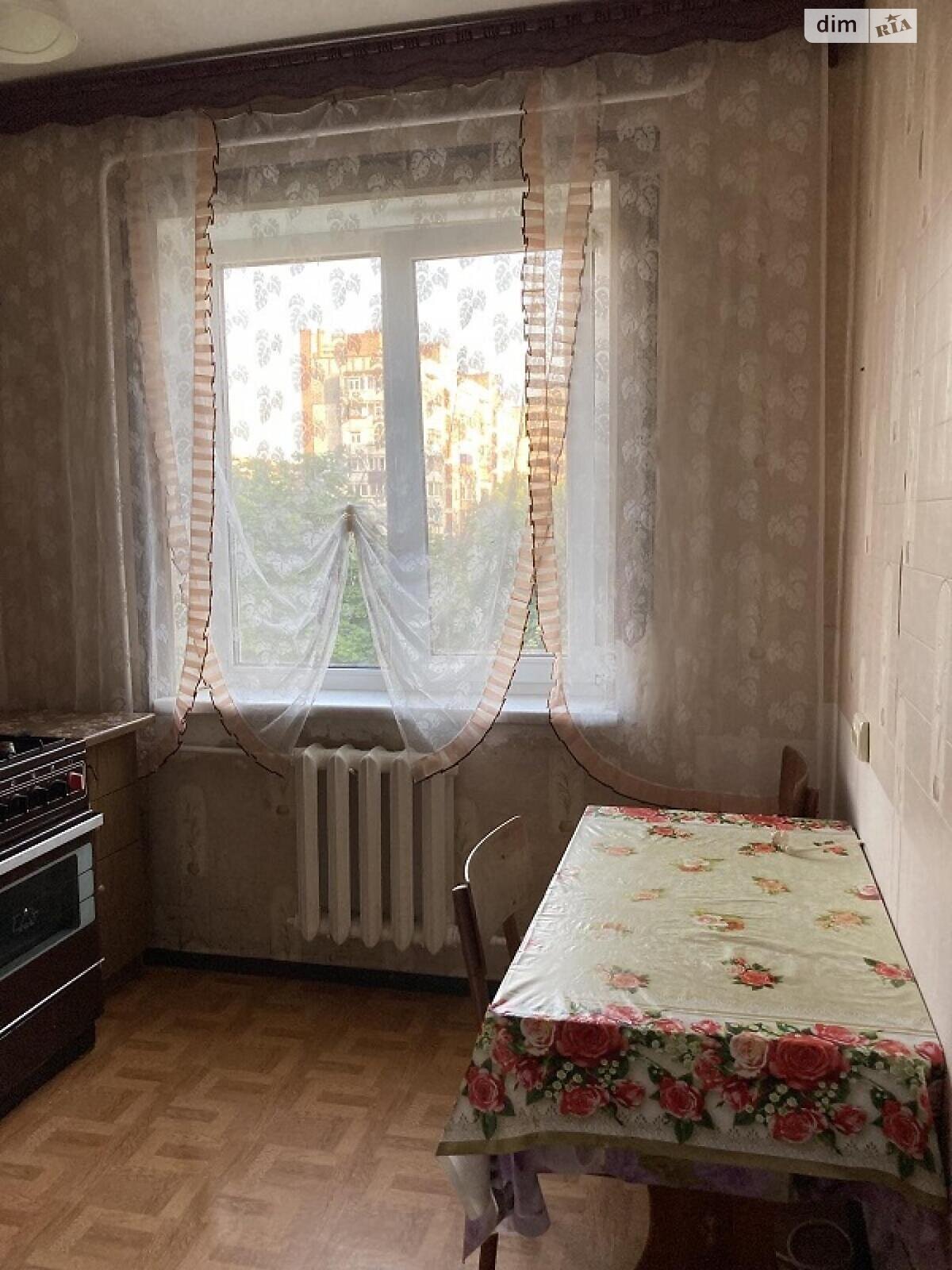 двухкомнатная квартира в Полтаве, район Сады 1, на ул. Великотырновская в аренду на долгий срок помесячно фото 1 двухкомнатная квартира в Полтаве, район Сады 1, на ул. Великотырновская в аренду на долгий срок помесячно фото 1