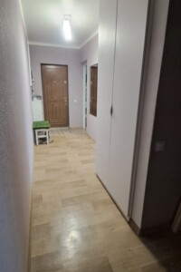 трикімнатна квартира в Полтаві, район Сади 1, на вул. Великотирнівська 36/1 в довготривалу оренду помісячно фото 2