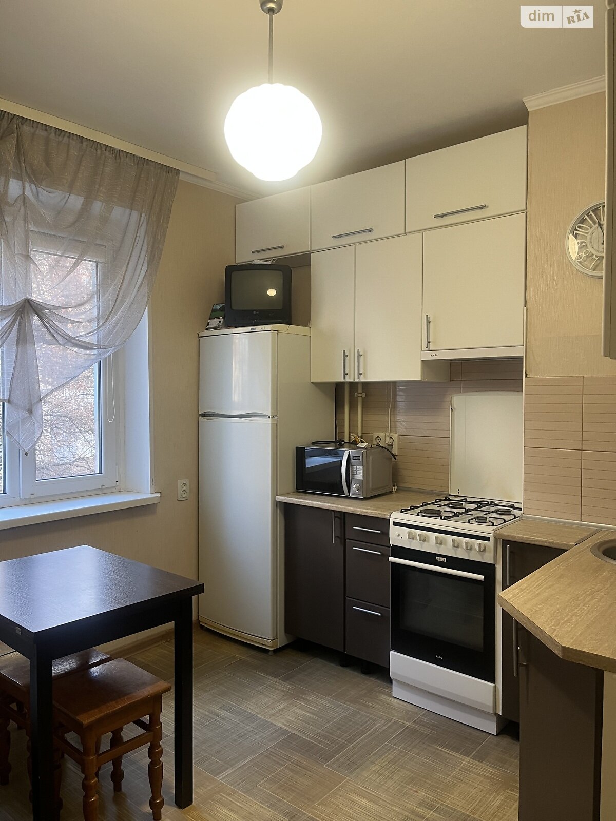 однокімнатна квартира в Полтаві, район Сади 2, на вул. Юрія Побєдоносцева 10 в довготривалу оренду помісячно фото 1 однокімнатна квартира в Полтаві, район Сади 2, на вул. Юрія Побєдоносцева 10 в довготривалу оренду помісячно фото 1