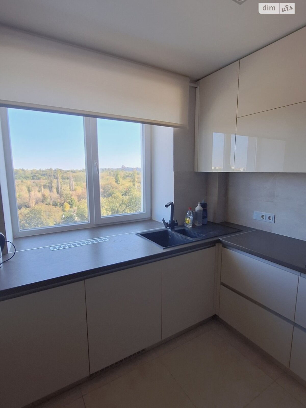 однокімнатна квартира в Полтаві, район Сади 3 (Огнівка), на бул. Боровиковського в довготривалу оренду помісячно фото 1