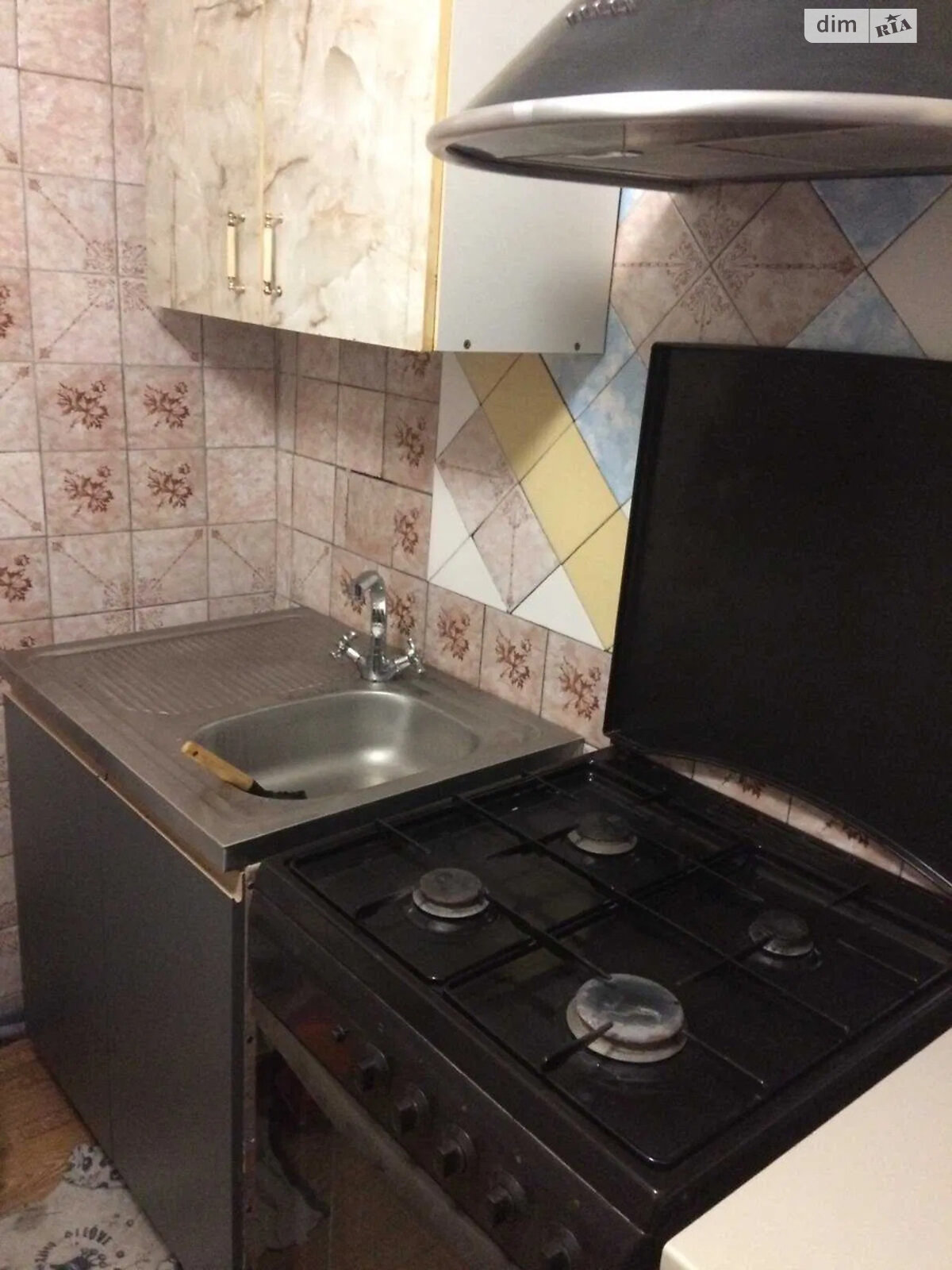 трехкомнатная квартира в Полтаве, район Шевченковский (Октябрьский), на ул. Игоря Дорошенко 12 в аренду на долгий срок помесячно фото 1 трехкомнатная квартира в Полтаве, район Шевченковский (Октябрьский), на ул. Игоря Дорошенко 12 в аренду на долгий срок помесячно фото 1