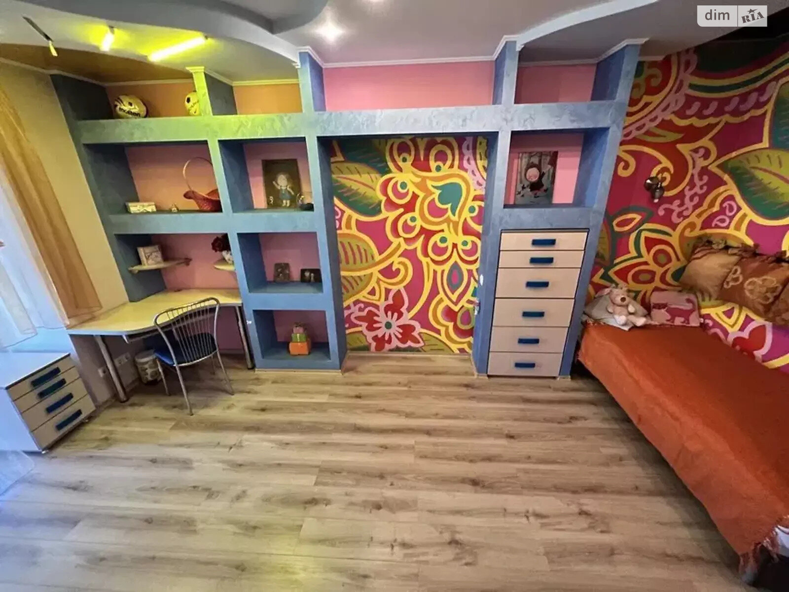 трикімнатна квартира в Полтаві, район Шевченківський (Жовтневий), на вул. Соборності 50 в довготривалу оренду помісячно фото 1 трикімнатна квартира в Полтаві, район Шевченківський (Жовтневий), на вул. Соборності 50 в довготривалу оренду помісячно фото 1