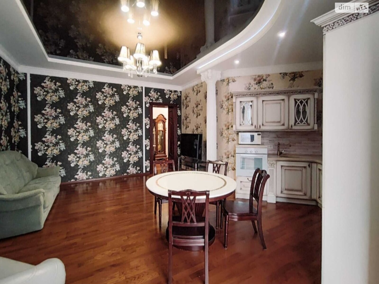 двокімнатна квартира в Полтаві, район Центр, на вул. Конституції 13 в довготривалу оренду помісячно фото 1