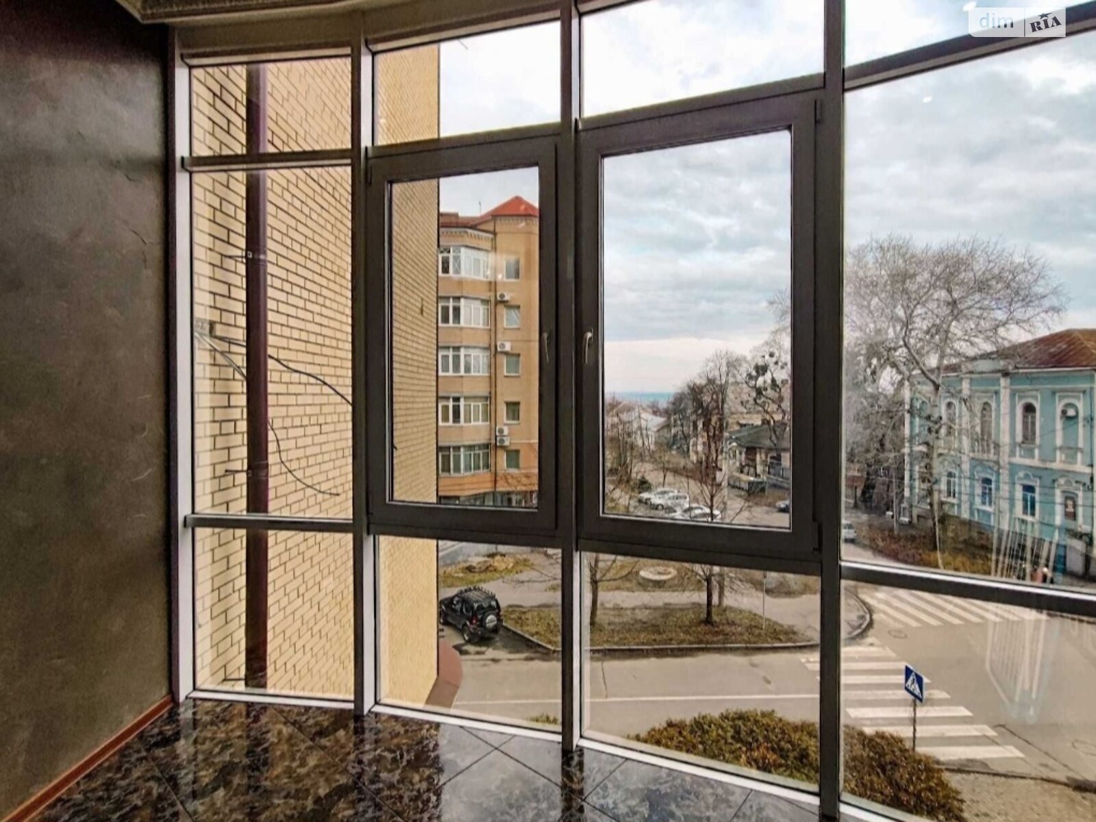 двокімнатна квартира в Полтаві, район Центр, на вул. Конституції 13 в довготривалу оренду помісячно фото 1