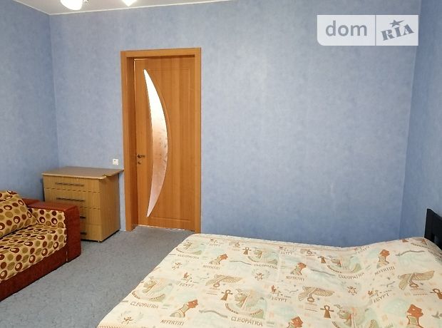 двухкомнатная квартира с мебелью в Полтаве, район Центр, на ул. Соборности (Октябрьская) в аренду на долгий срок помесячно фото 1 двухкомнатная квартира с мебелью в Полтаве, район Центр, на ул. Соборности (Октябрьская) в аренду на долгий срок помесячно фото 1