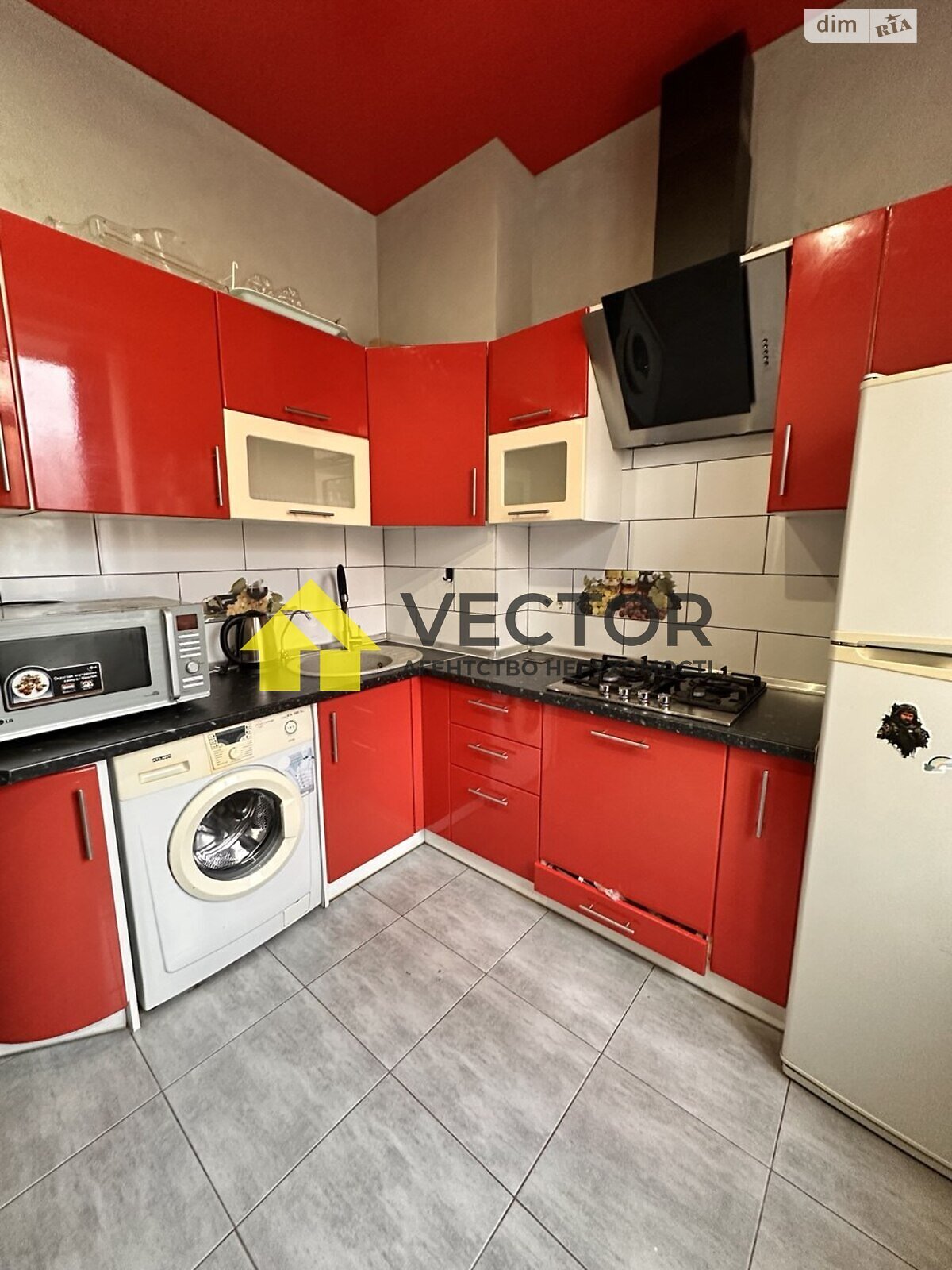 двухкомнатная квартира в Полтаве, район Центр, на ул. Соборности в аренду на долгий срок помесячно фото 1