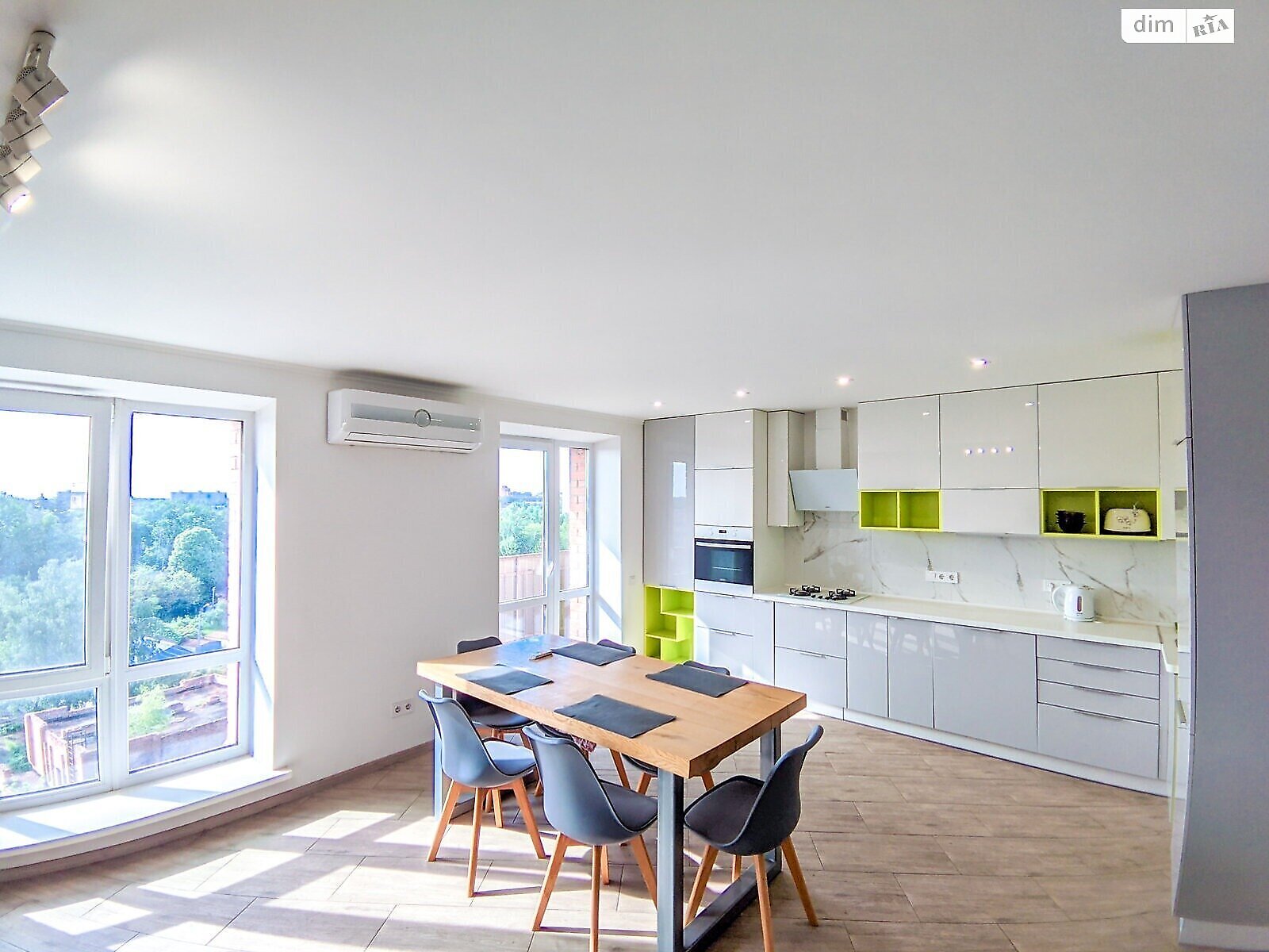 двухкомнатная квартира в Полтаве, район Центр, на ул. Украинской Повстанской Армии 36А в аренду на долгий срок помесячно фото 1 двухкомнатная квартира в Полтаве, район Центр, на ул. Украинской Повстанской Армии 36А в аренду на долгий срок помесячно фото 1