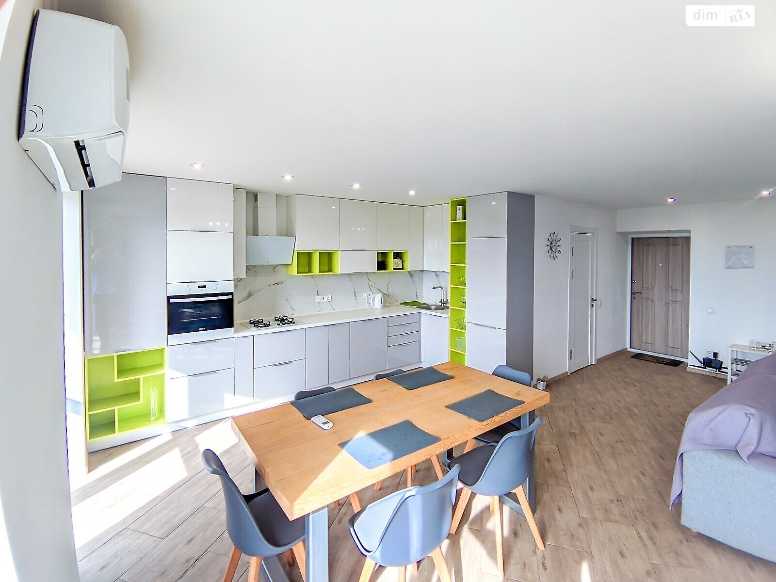 двухкомнатная квартира в Полтаве, район Центр, на ул. Украинской Повстанской Армии 36А в аренду на долгий срок помесячно фото 1 двухкомнатная квартира в Полтаве, район Центр, на ул. Украинской Повстанской Армии 36А в аренду на долгий срок помесячно фото 1